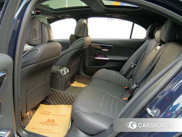 Mercedes-Benz Class C 2023 Зеленый из Китая, фото 2