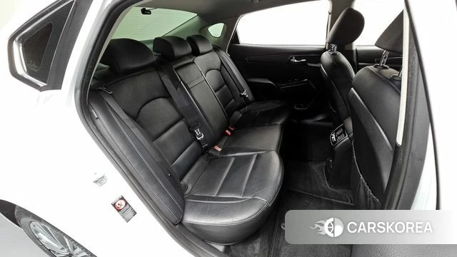 Kia K7 Premier Hybrid 2021 Белый из Кореи, фото 2