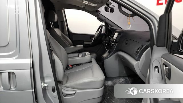 Hyundai The New Grand Starex 2020 Серебряный из Кореи, фото 2