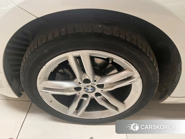 BMW 1 series 2021 Белый из Китая, фото 2