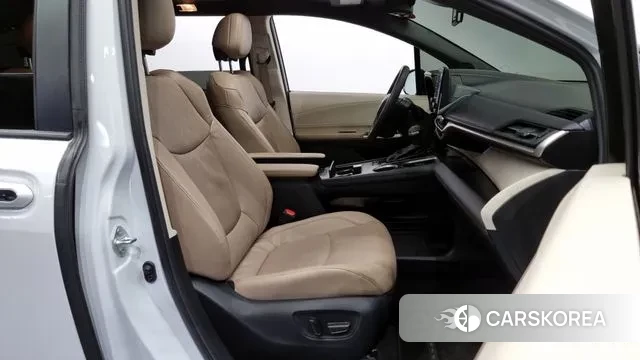 Toyota Sienna 4th Generation 2023 Белый из Кореи, фото 2