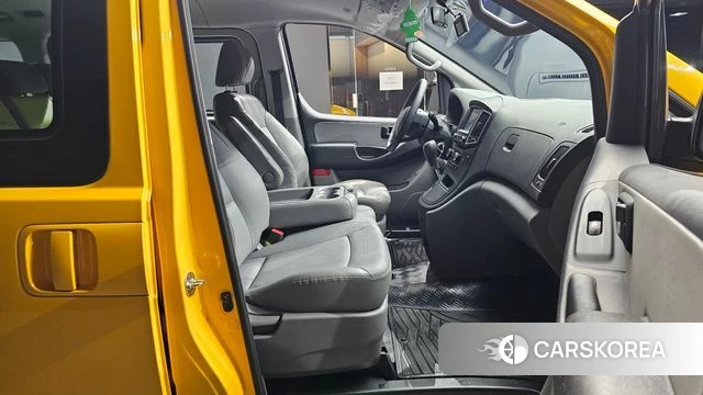 Hyundai The New Grand Starex 2019 Желтый из Кореи, фото 2