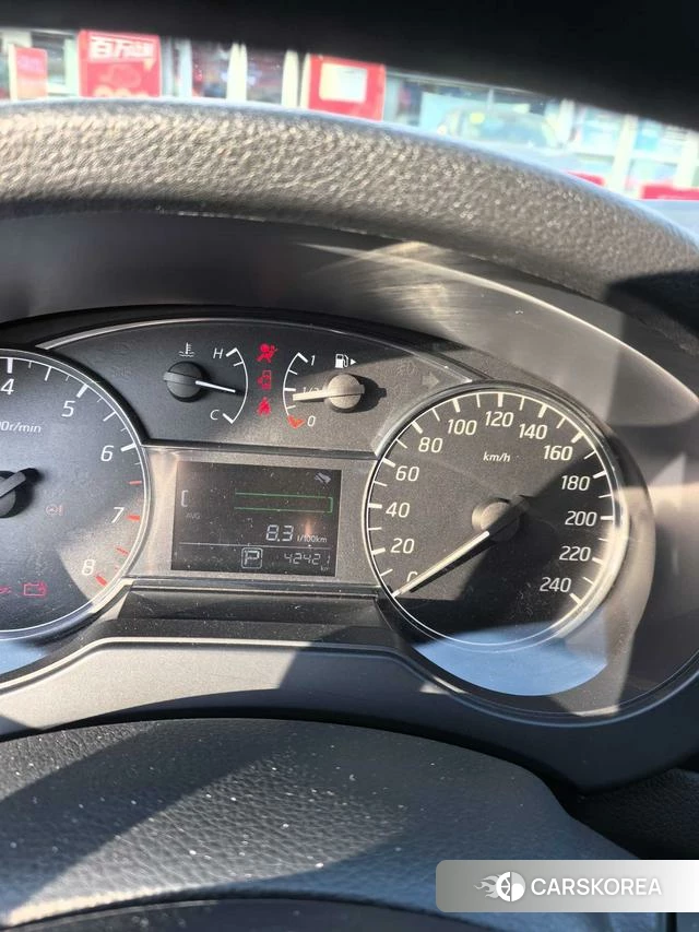 Nissan TIIDA 2022 Белый из Китая, фото 2