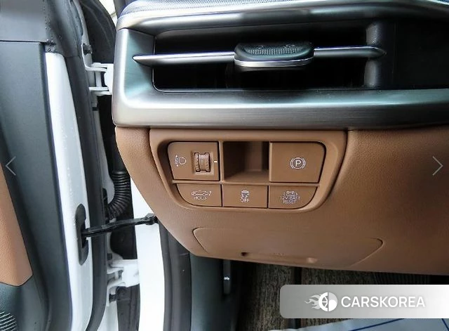 Hyundai Grandeur Hybrid (GN7) 2023 Белый из Кореи, фото 2