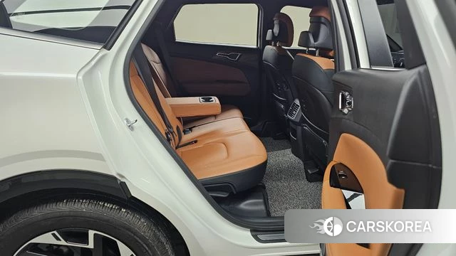 Kia Sportage 5th Generation 2024 Белый из Кореи, фото 2