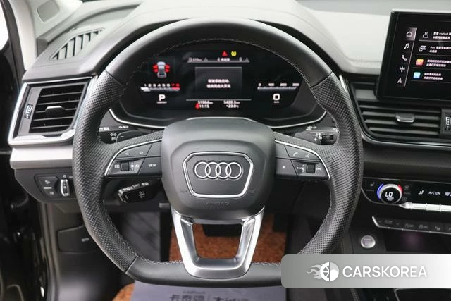 Audi Q5L 2022 Черный из Китая, фото 2