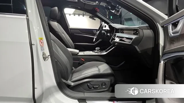 Audi A6 (C8) 2021 Белый из Кореи, фото 2