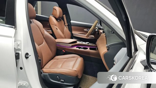 Genesis GV70 2021 Белый из Кореи, фото 2