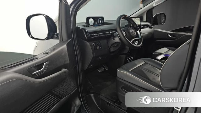 Hyundai Staria 2024 Серый из Кореи, фото 2