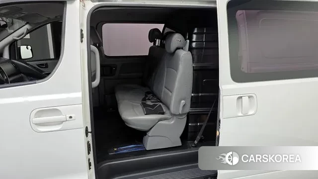 Hyundai The New Grand Starex 2018 Белый из Кореи, фото 2