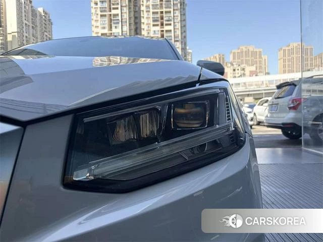 Audi Q2L 2019 Белый из Китая, фото 2