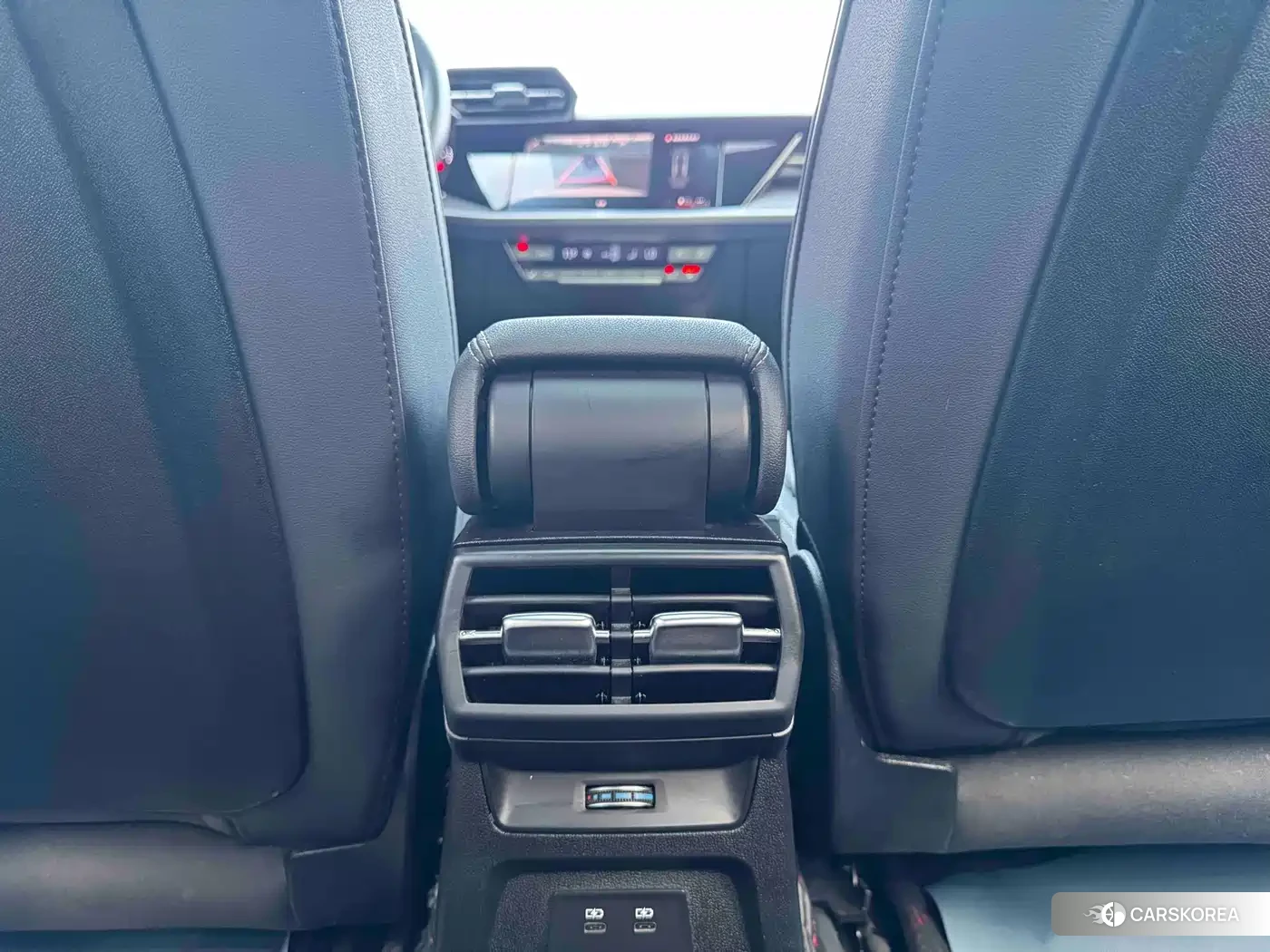 Audi A3 2023 Белый из Китая, фото 2