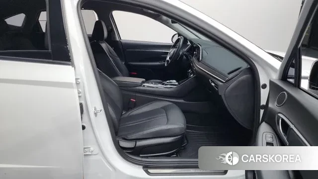 Hyundai Sonata (DN8) 2019 Белый из Кореи, фото 2