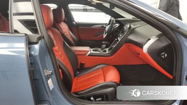 BMW 8 Series (G15) 2019 Небесно-голубой из Кореи, фото 2