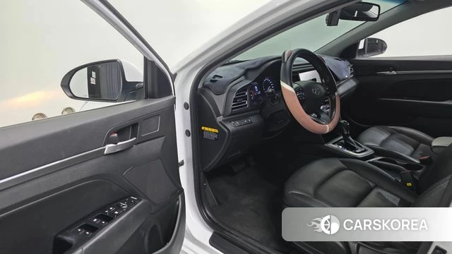 Hyundai The New Avante AD 2019 Белый из Кореи, фото 2