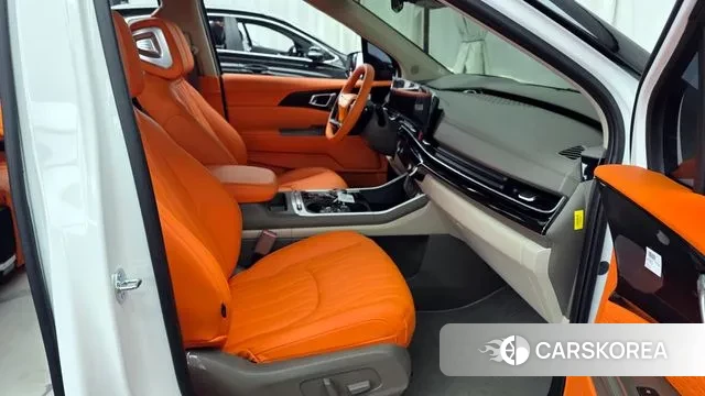 Kia The New Carnival 4th Generation 2025 Белый из Кореи, фото 2