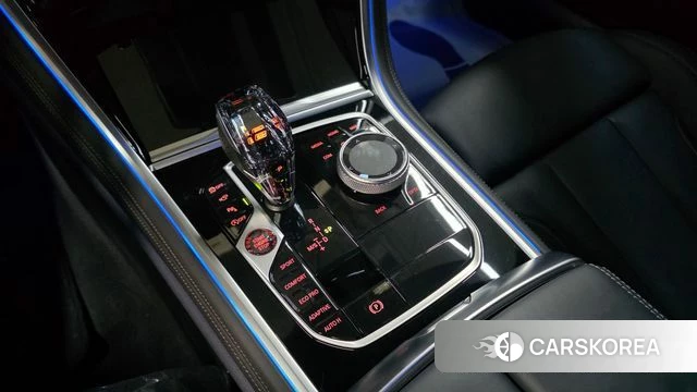 BMW 8 Series (G15) 2023 Серебристо-серый из Кореи, фото 2