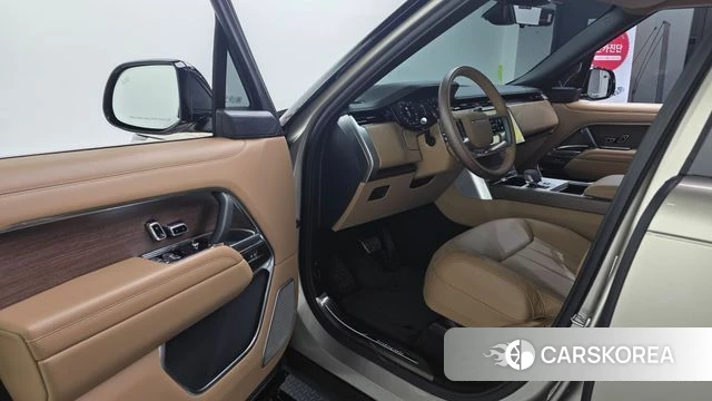 Land Rover Range Rover 5th Generation 2025 Песочный из Кореи, фото 2