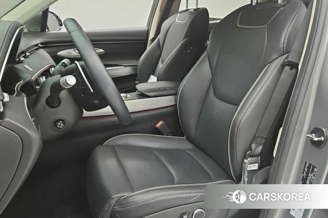 Genesis GV70 2023 Серебряный из Кореи, фото 2