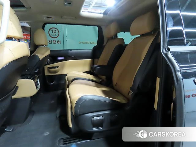 Kia Carnival 4th generation 2020 Черный из Кореи, фото 2