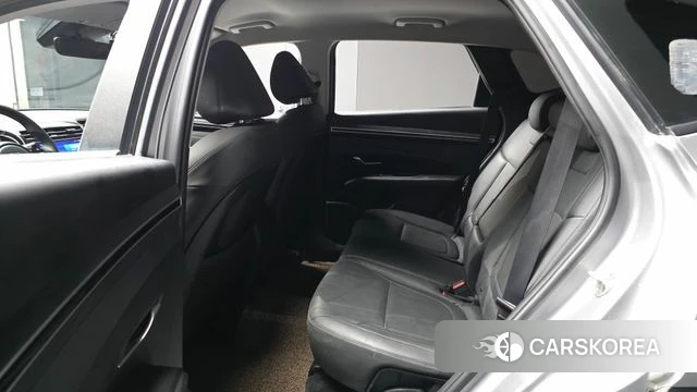 Hyundai Tucson (NX4) 2021 Серебристо-серый из Кореи, фото 2