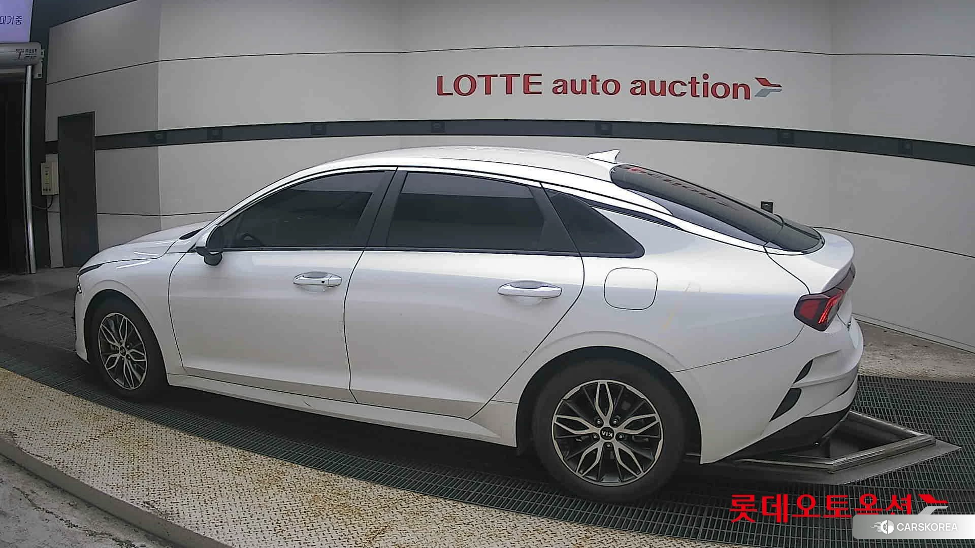 Kia K5 2020 Snow White Pearl (optional) из Кореи, фото 2