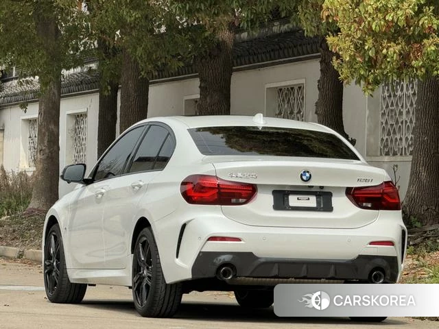 BMW 1 series 2023 Белый из Китая, фото 2