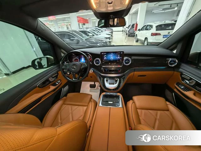 Mercedes-Benz V-class 2024 Черный из Китая, фото 2
