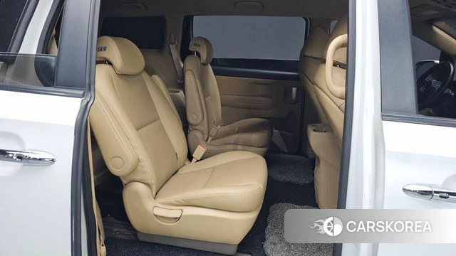 Kia The New Carnival 2018 Белый из Кореи, фото 2