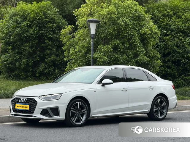 Audi A4L 2021 Белый из Китая, фото 2