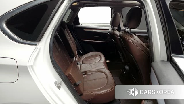 BMW 2 Series Active Tourer (F45) 2021 Белый из Кореи, фото 2