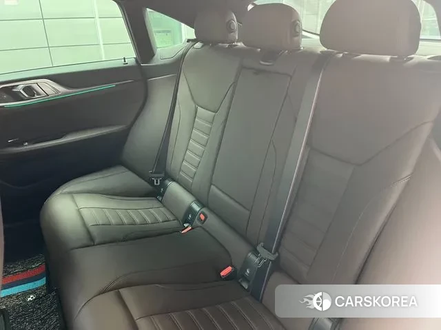 BMW 4 Series (G22) 2021 Серый из Кореи, фото 2