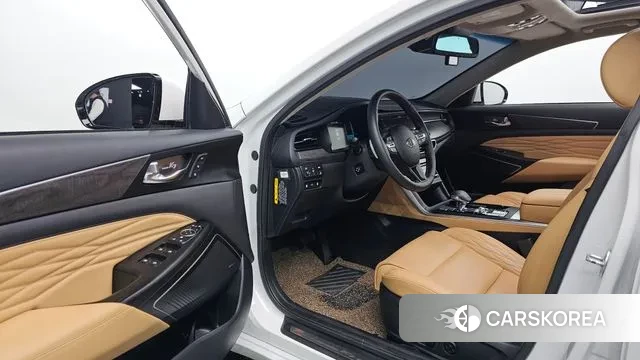 Kia K7 Premier Hybrid 2020 Белый из Кореи, фото 2