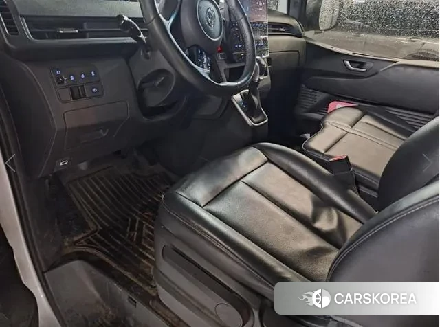 Hyundai Staria 2021 Серебряный из Кореи, фото 2