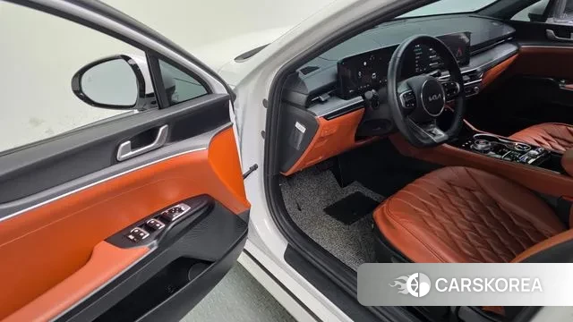 Kia The New K5 3rd generation 2025 Белый из Кореи, фото 2