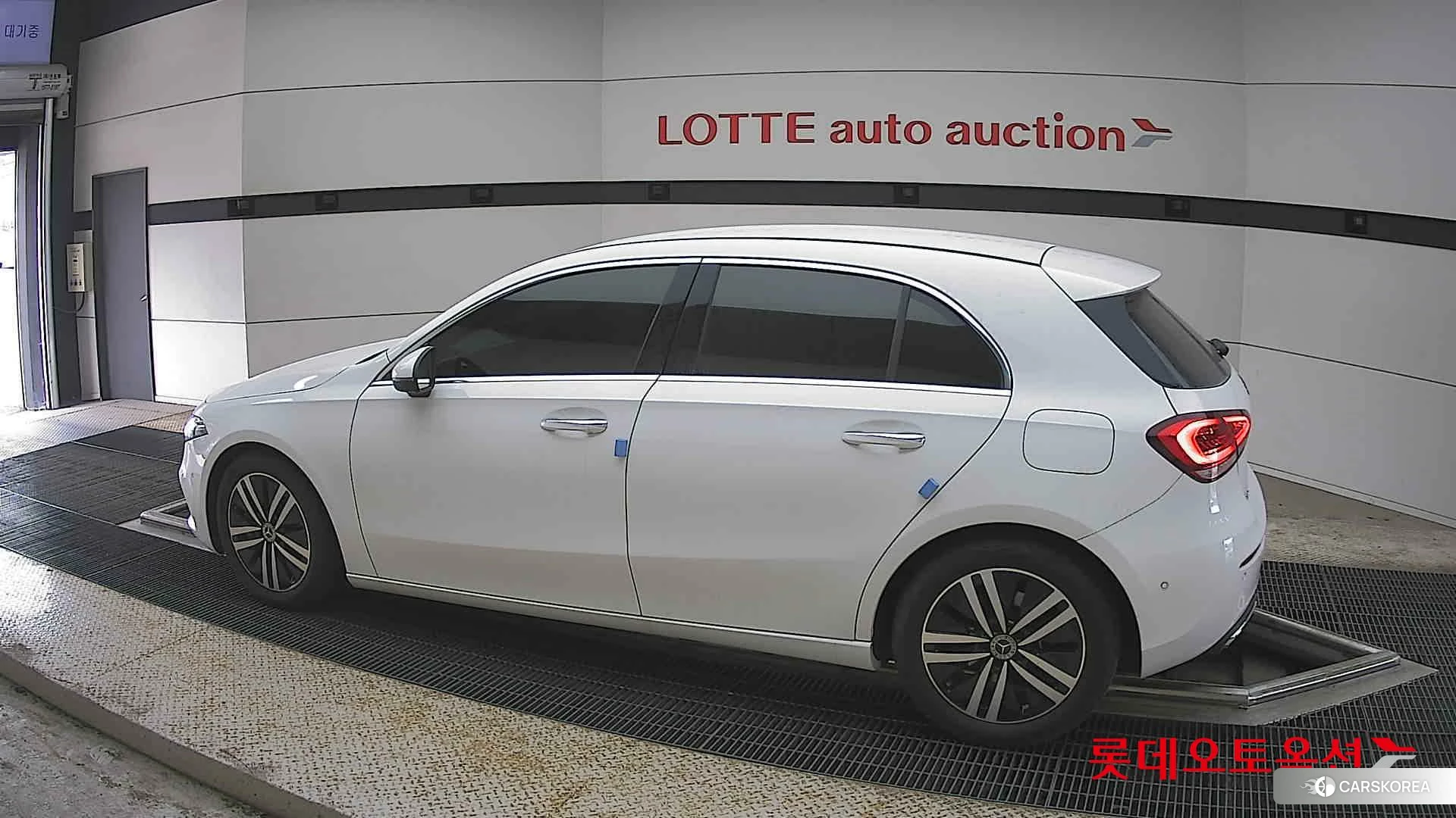 Mercedes-Benz Mercedes-Benz A220 2022 Белый из Кореи, фото 2