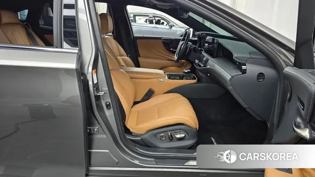 Lexus LS500h 5th generation 2022 Песочный из Кореи, фото 2