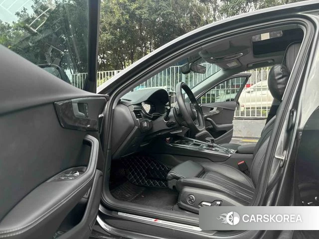 Audi A4L 2023 Темно-серый из Китая, фото 2