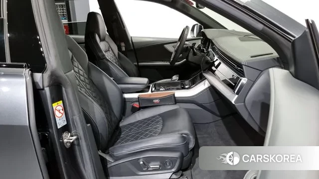Audi Q8 (4M) 2021 Серый из Кореи, фото 2