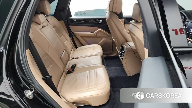 Porsche Cayenne (PO536) 2020 Черный из Кореи, фото 2