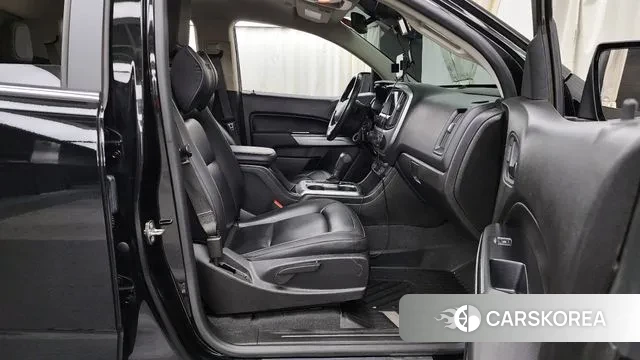 Chevrolet (GM Daewoo) Real New Colorado 2020 Черный из Кореи, фото 2