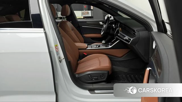 Audi A6 (C8) 2020 Белый из Кореи, фото 2