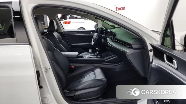 Kia The New K5 3rd generation 2024 Белый из Кореи, фото 2