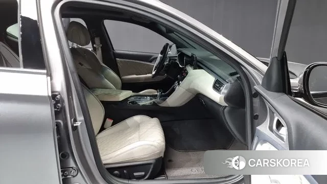 Genesis The New G70 2021 Серебристо-серый из Кореи, фото 2