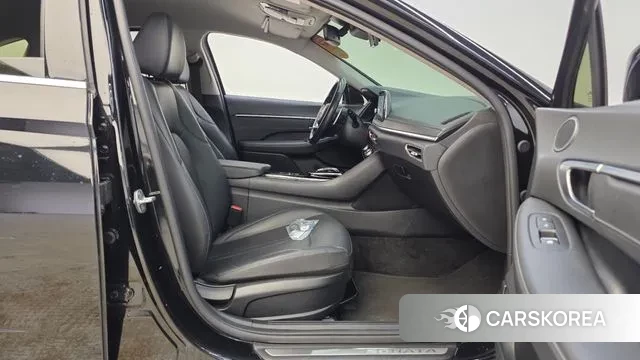 Hyundai Sonata (DN8) 2022 Черный из Кореи, фото 2