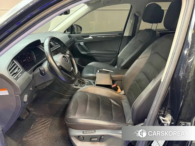 Volkswagen Tiguan Allspace 2020 Черный из Кореи, фото 2