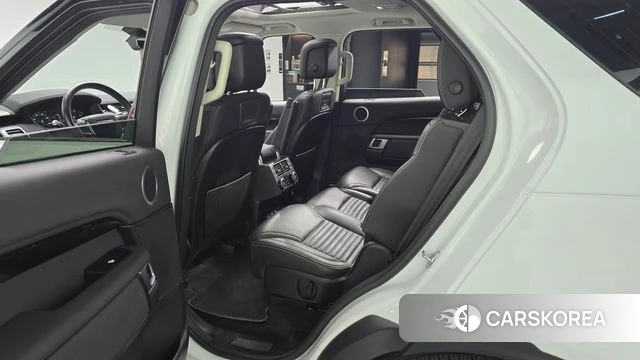 Land Rover Discovery 5 2022 Белый из Кореи, фото 2