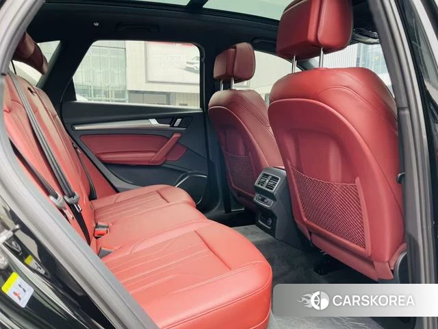 Audi Q5L 2024 Черный из Китая, фото 2