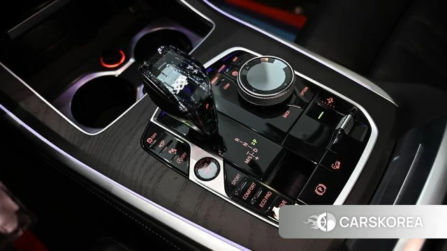 BMW X7 (G07) 2020 Черный из Кореи, фото 2