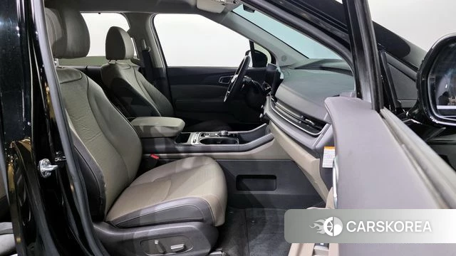 Kia The New Carnival 4th Generation 2025 Черный из Кореи, фото 2
